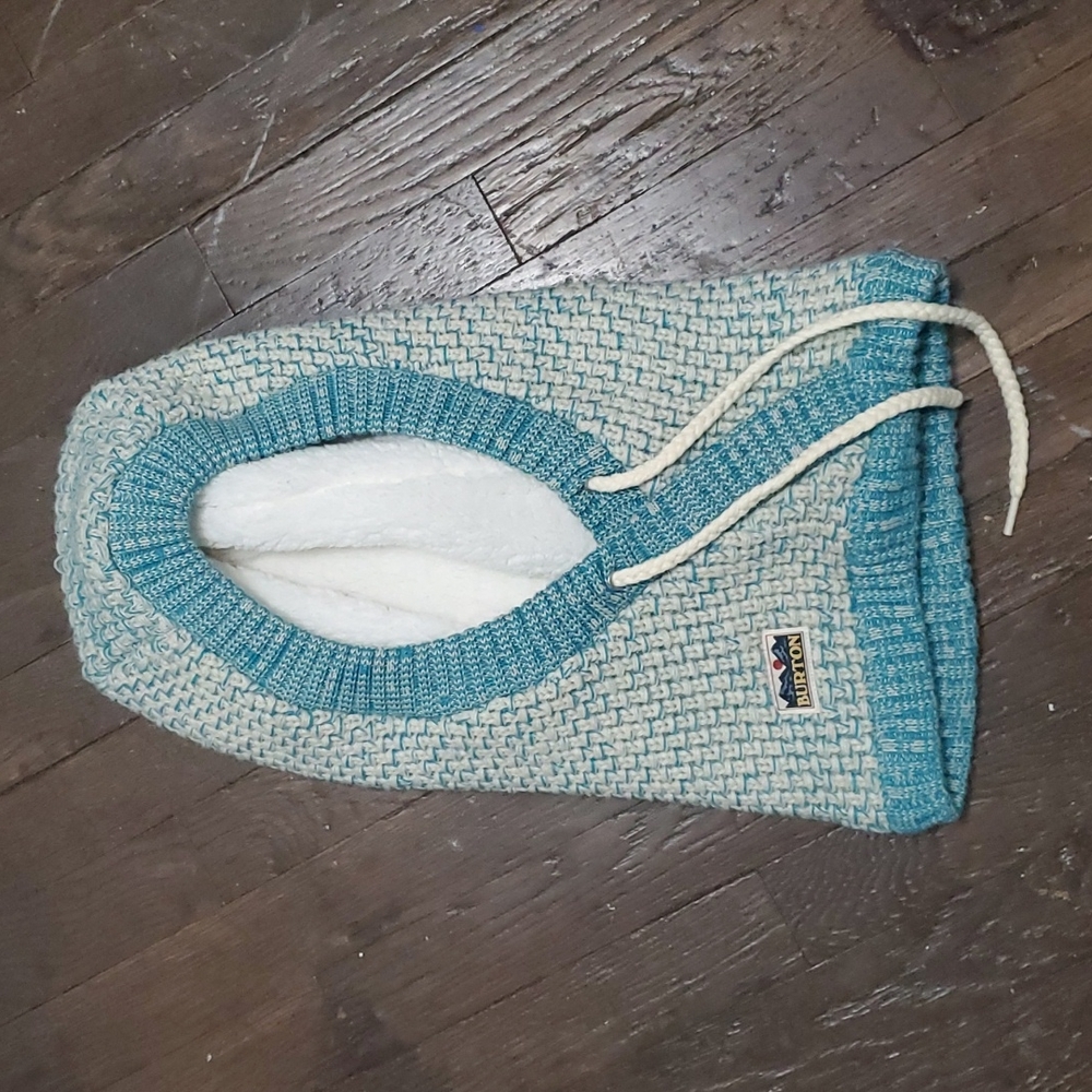 NWOT Burton hood